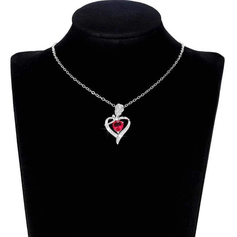 Heart Pendant Necklace - Elegant Hollow Design Jewelry Gift for Mother’s Day, Best Friends & Special Occasions