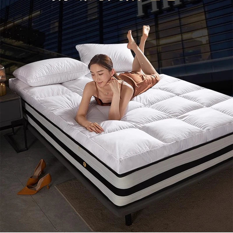 SongKAum 100% White Goose Down Mattress – Thickened, Warm Tatami Pad for Luxury Five-Star Comfort, King & Queen Size