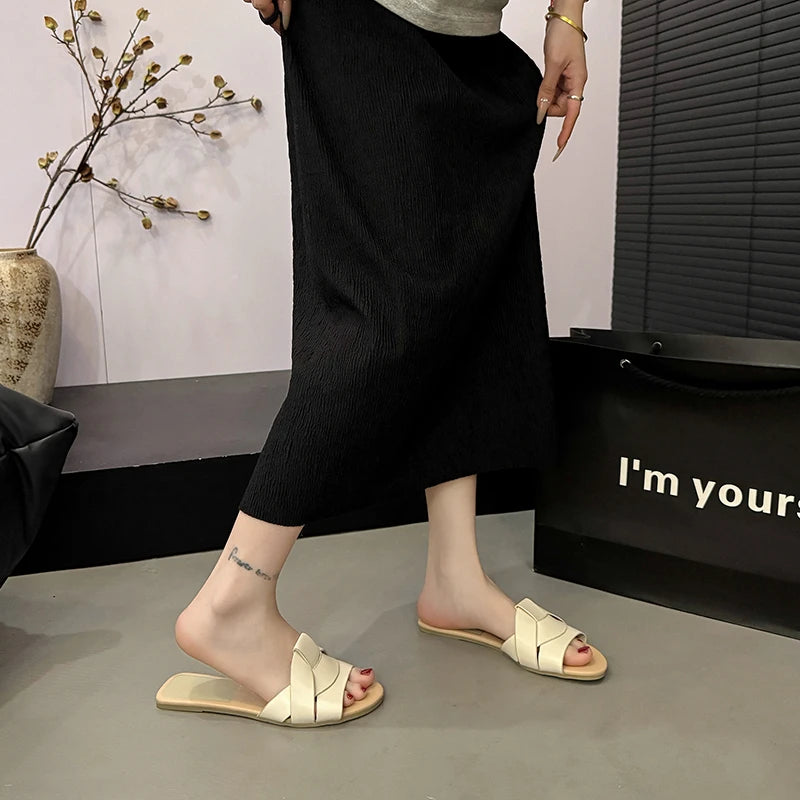 2025 Summer Women's Designer Open Toe Woven Flat Slippers – Comfortable Casual Shoes