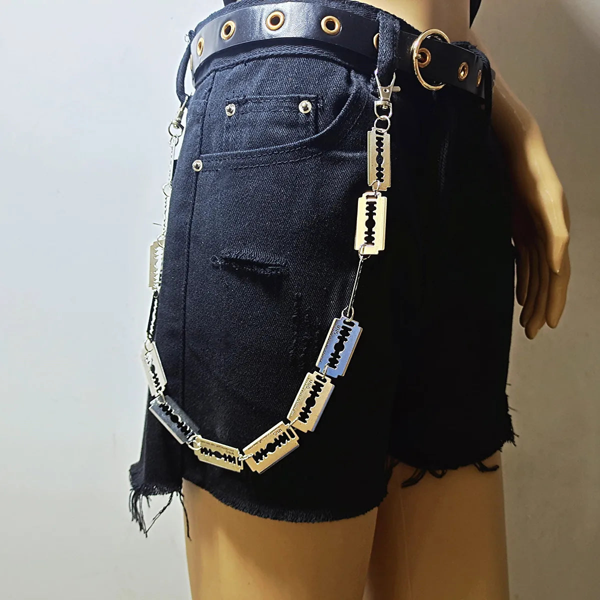 New Personalized Punk Metal Blade Belt Chain – Cool Street Trend Waist Chain for Men & Women