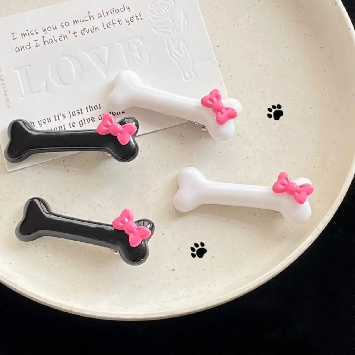 Kawaii Bow Dog Bone Hair Clips – Cute Black & White Bone Hairpins for Girls, Duckbill Barrettes Accessories