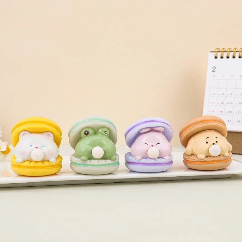 Cute Animal Spit Bubble Burger Toy – Stress Relief Pinch Toy for Kids, Office Fun & Desktop Decor