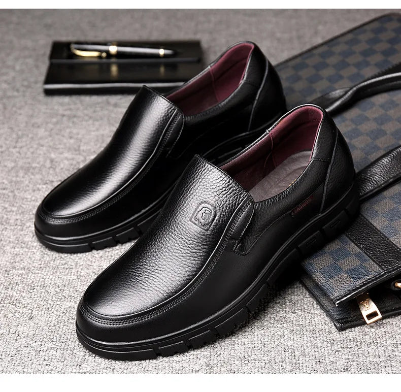 Genuine Leather Handmade Men's Shoes – Casual Loafers, Breathable Slip-On Walking Sneakers for Outdoor Wear
