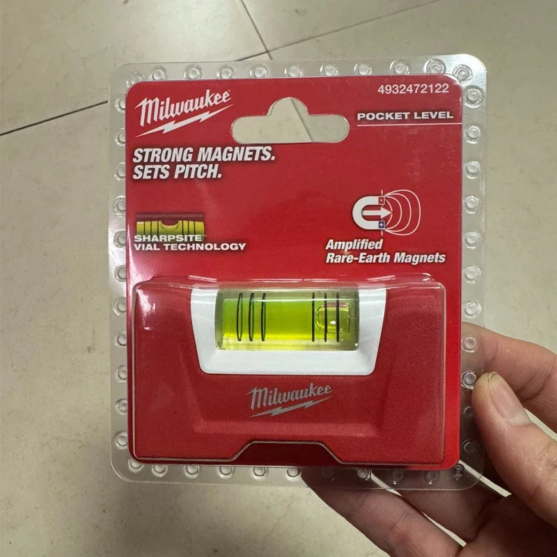 Milwaukee Premium Spirit Level & Angle Finder - High-Accuracy Construction, Plumbing & Woodworking Hand Tools