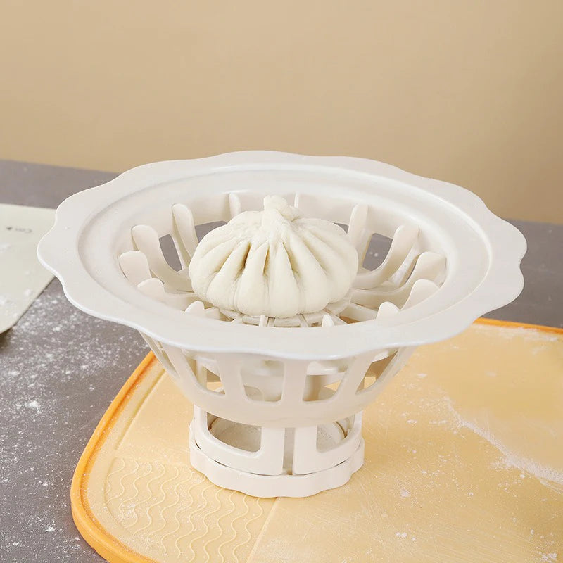 Flower Shaped Dumpling & Bun Maker Mold – DIY Pastry, Pie & Homemade Baking Tool