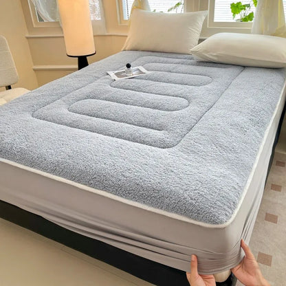 Plush Fleece Fitted Sheet - Warm Imitation Lambswool Bedding for Winter