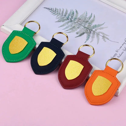 Car Keychain Shield Leather – Creative Personalized Couple Key Chain with Metal Pendant, Fashion Travel Gift for Men