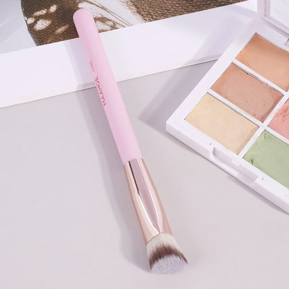 MAANGE Under Eye Concealer Brush - Triangle Foundation & Liquid Cream Blending Makeup Brush
