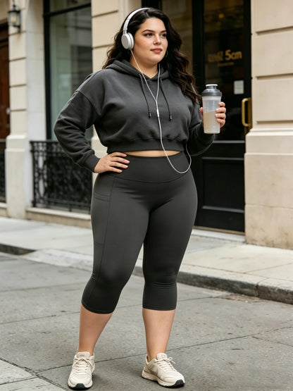 Women's Plus Size Capri Leggings - High-Waist Tummy Control Stretch Yoga Pants with Pockets