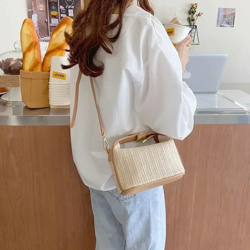 Summer Small Straw Handbag — Trendy Woven Bucket Crossbody Shoulder Bag, Casual Beach Tote for Girls
