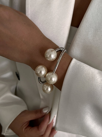 Ingemark Chunky Pearl Cuff Bracelet – Punk Heavy Metal Steampunk Bangle for Women & Men 2025