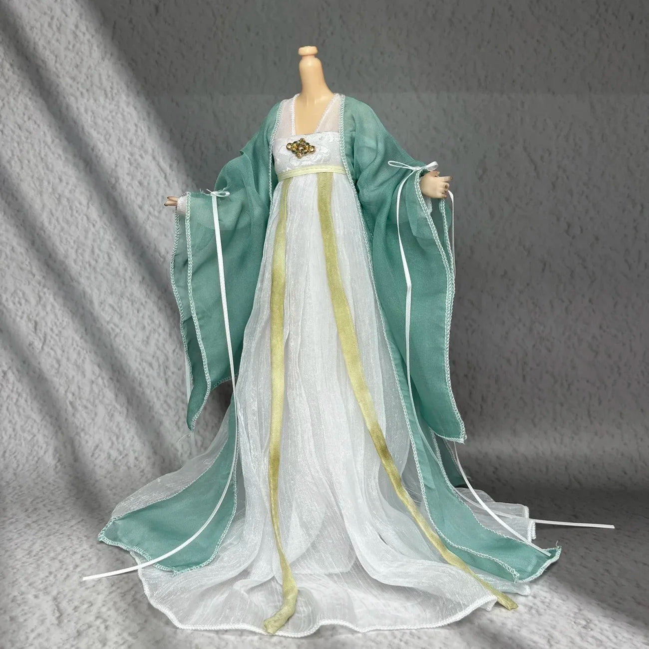 30cm 1/6 Scale Female Soldier Doll Outfit – Ancient Style Hanfu Cloak Suit for 12-Inch Action Figures, Toy Gift