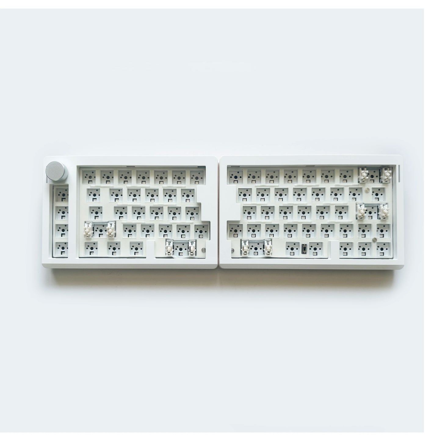 GMK70 Split Mechanical Keyboard Kit – Hot-Swappable, Ergonomic Customizable with QMK/VIA Support