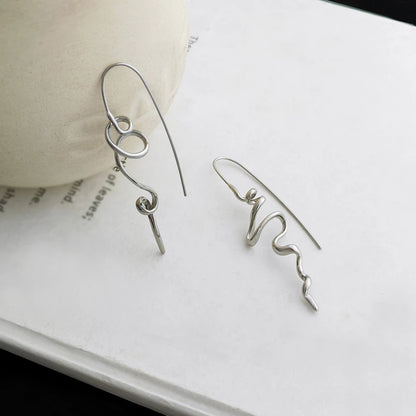 Abstract 3D Design Earrings – Cool & Handsome Fashion Women’s Retro Exquisite Ear Hanging Jewelry Accessories