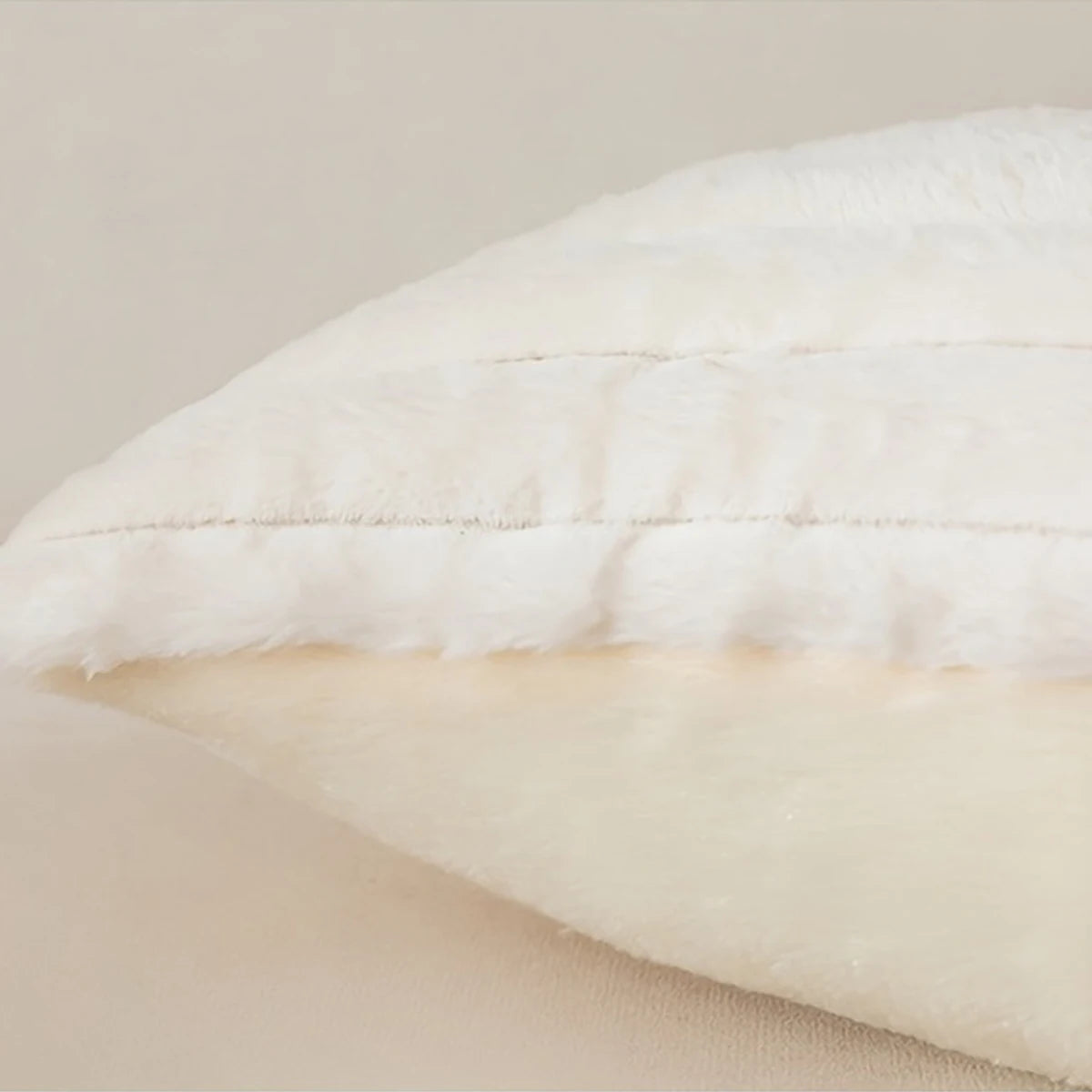 Luxurious Plush Striped Pillowcases – Soft Decorative Cushion Covers for Sofa Interiors