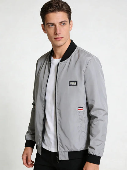 Men’s Lightweight Windbreaker Jacket - Spring Autumn Windproof Outdoor Casual Coat with Zipper Pockets