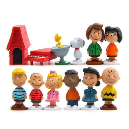 12pcs Peanuts Snoopy Mini Figure Set – Charlie Brown Cartoon Miniature Cake Decor & Collectible Toys