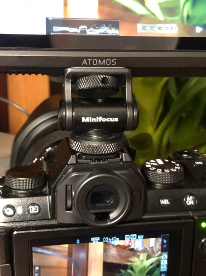 Minifocus Monitor Holder Cold Shoe Mount for Camera, 180° Tilt Adjustable Bracket for Field Monitors, Microphone, Hot Shoe