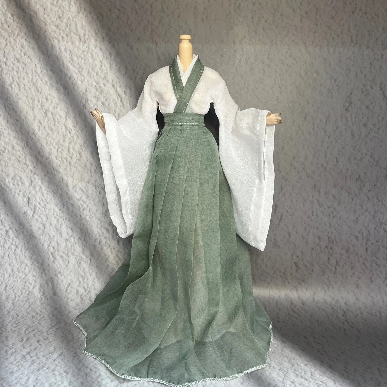 30cm 1/6 Scale Female Soldier Doll Outfit – Ancient Style Hanfu Cloak Suit for 12-Inch Action Figures, Toy Gift