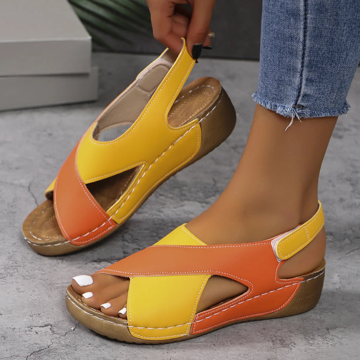 New Women's Contrast Color Wedge Sandals – Comfortable Peep Toe Non-Slip Platform Beach Shoes