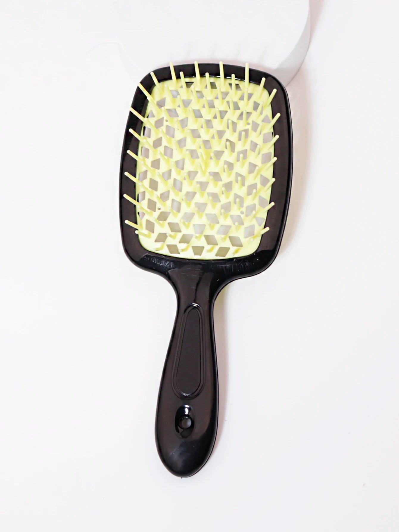 Tangled Hair Combing Massage Brush — Hollow Curly Hair Salon Brush for Real Hair & Wigs