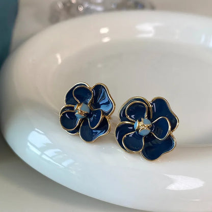 Retro French Blue Camellia Stud Earrings – Elegant Light Luxury Metal Jewelry for Women