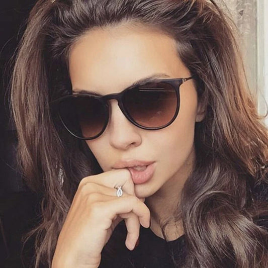 Vintage Cat Eye Sunglasses — Designer Retro Mirror Shades for Women, Fashion Driving Eyewear