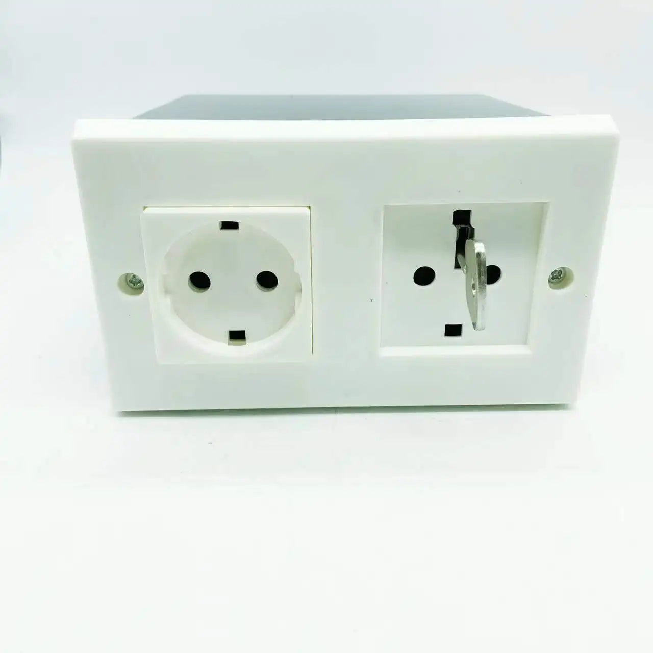 Imitation Double Plug European Standard Socket Wall Safe – Hidden Secret Security Stash Box