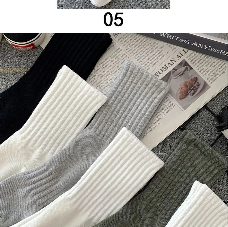 5 Pairs Cool Men's Socks Set – Black & White, Warm Autumn/Winter Sport Short Socks, Solid Color for Men