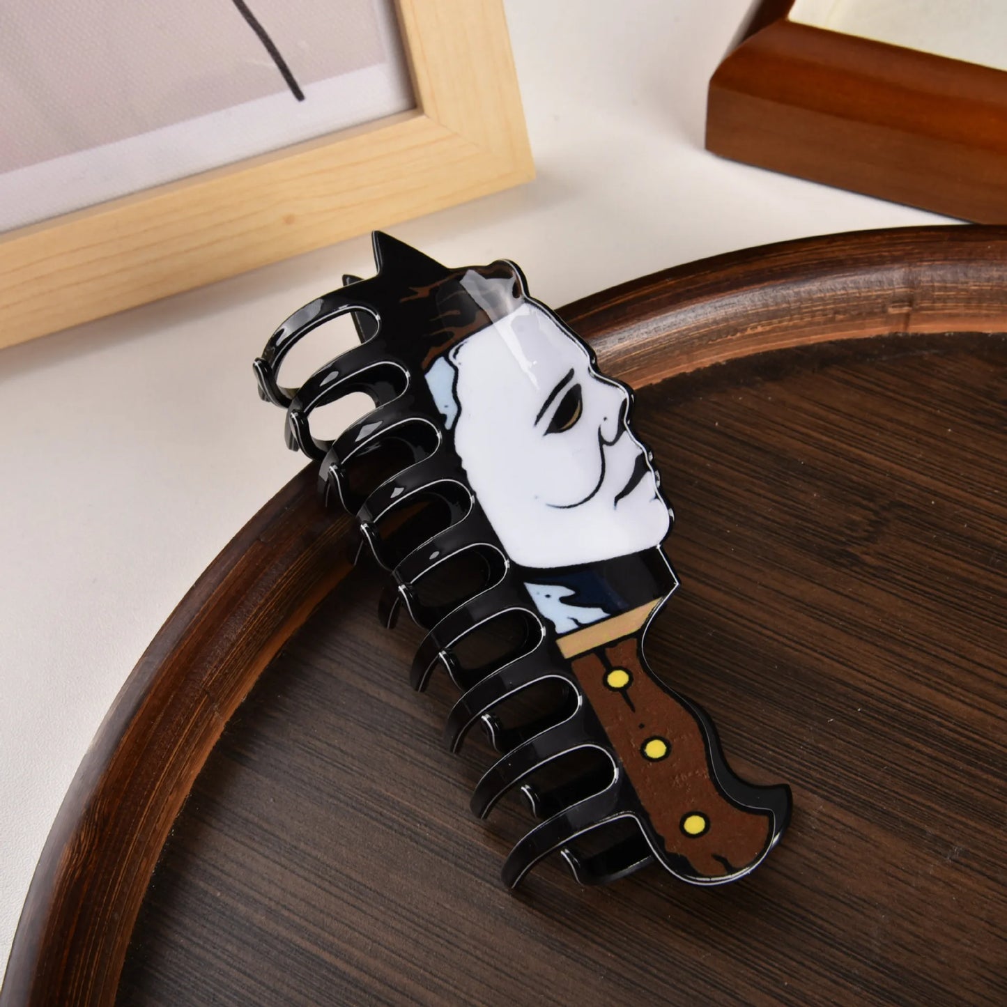 New Horror Series Hair Clips — Acrylic Claw Clips with Clown, Crab, and Shark Designs, Halloween Hair Accessories for Women