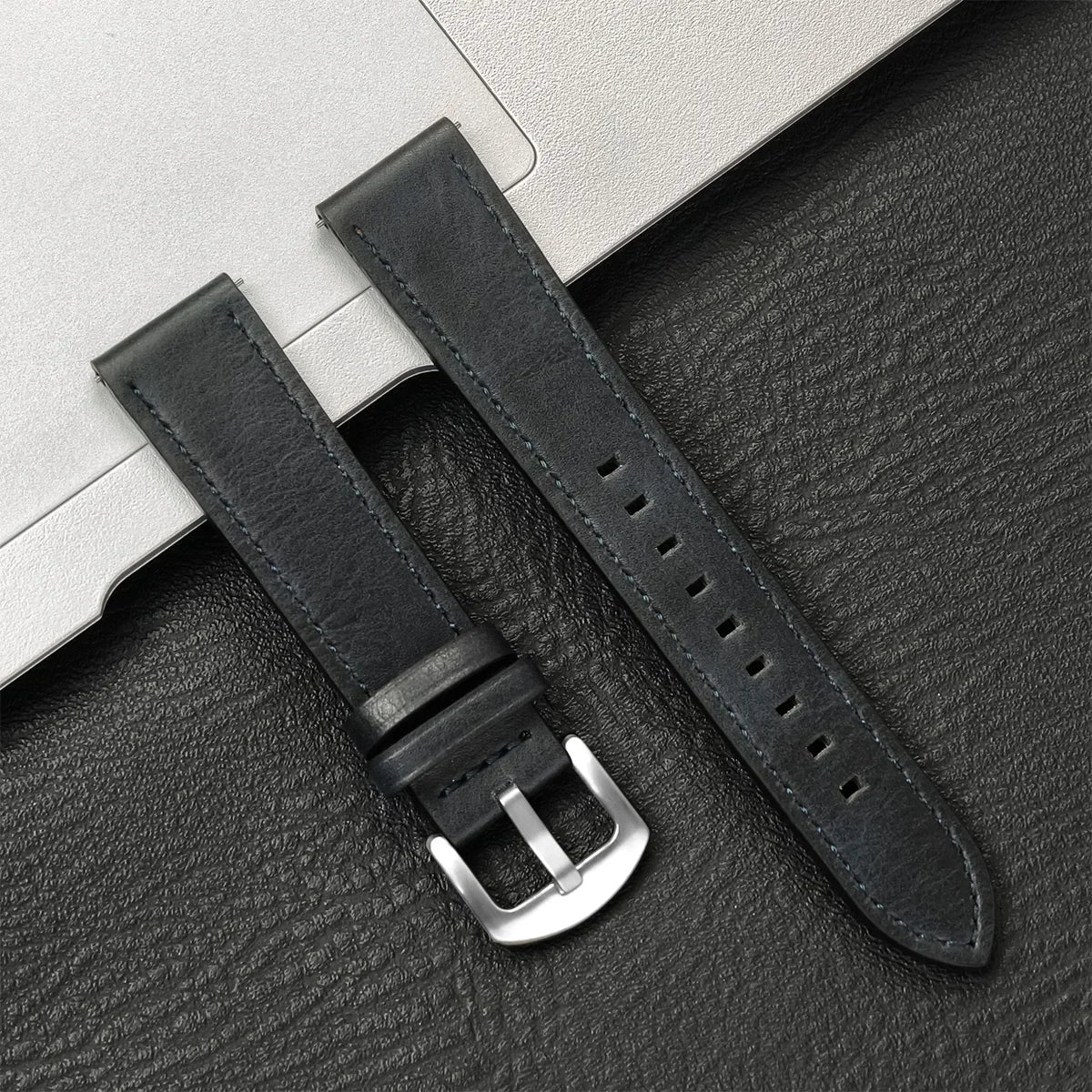 Leather Watch Strap 20mm/22mm - Vintage Replacement Band for Samsung Galaxy Watch 7/6/5/4 and Xiaomi Redmi Watch 3 Lite/Active