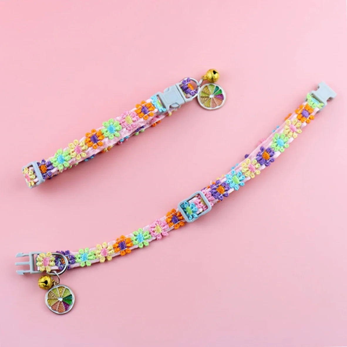 Pet Collar with Bell – Adjustable Cartoon Footprint Necklace for Dogs, Puppies & Kittens, Colorful Safety Bell Accessory