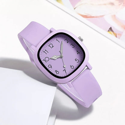 Fashion Women’s Silicone Quartz Watch – Ladies Wristwatch Gift for Christmas & Valentine’s Day