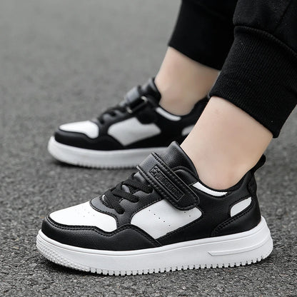 Children’s Black Leather Sneakers – Non-Slip Casual Flat Walking Shoes for Boys & Girls, Lightweight Student Sports Footwear