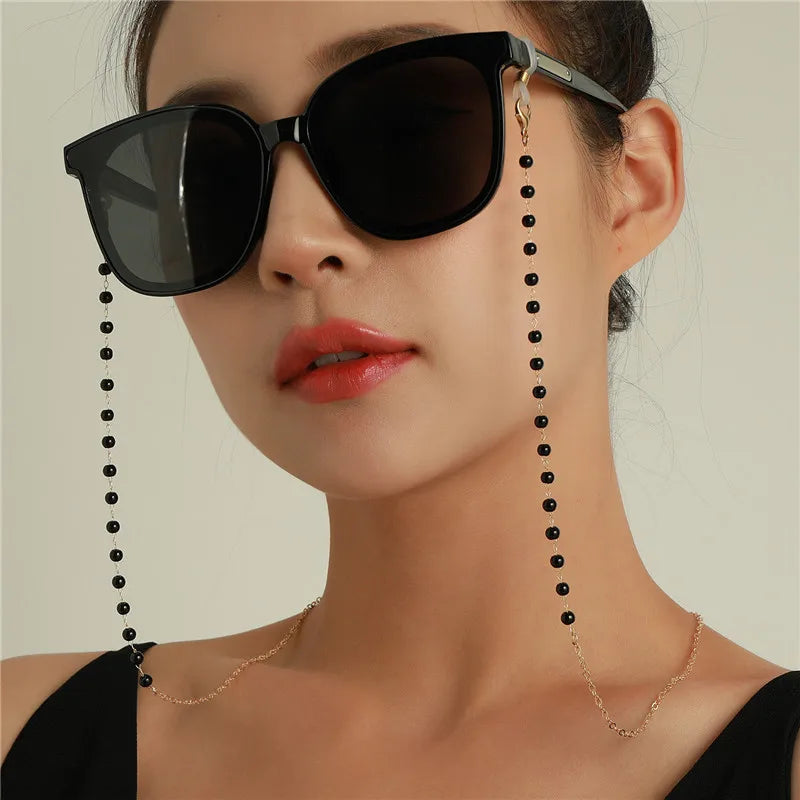 Pearl Beaded Eyeglasses Chain for Women – Trendy Sunglasses Holder Necklace, Mask Lanyard & Fashion Accessory Gift