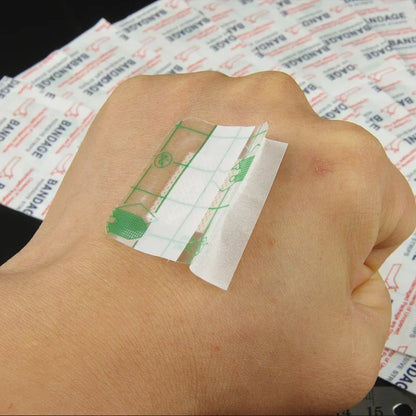 50PCS Transparent PU Waterproof Bandages – Adhesive Wound Plasters for First Aid, Outdoor and Home Use, 38x38mm / 72x19mm