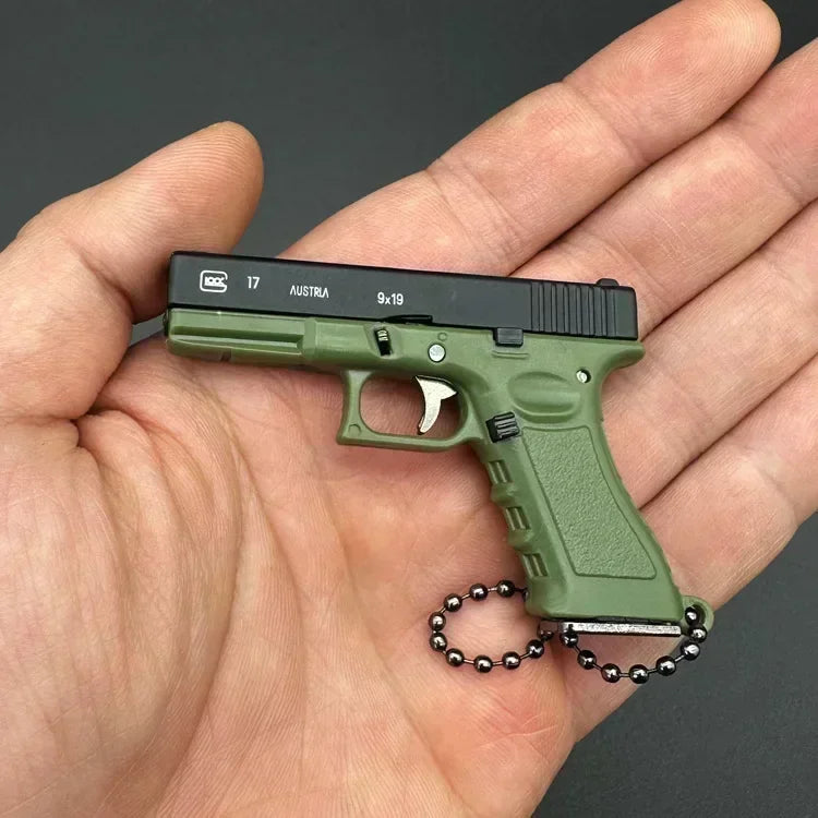 Metal Mini Tactical Keychain - 1:3 G17 Tiny Pendant, Decorative Ornament & Birthday Gift for Men