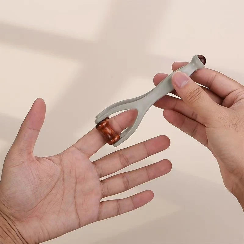 Finger & Hand Massager Roller Tool for Carpal Tunnel Relief – Wooden Acupressure Massage Device for Stress, Pain & Hand Discomfort Relief