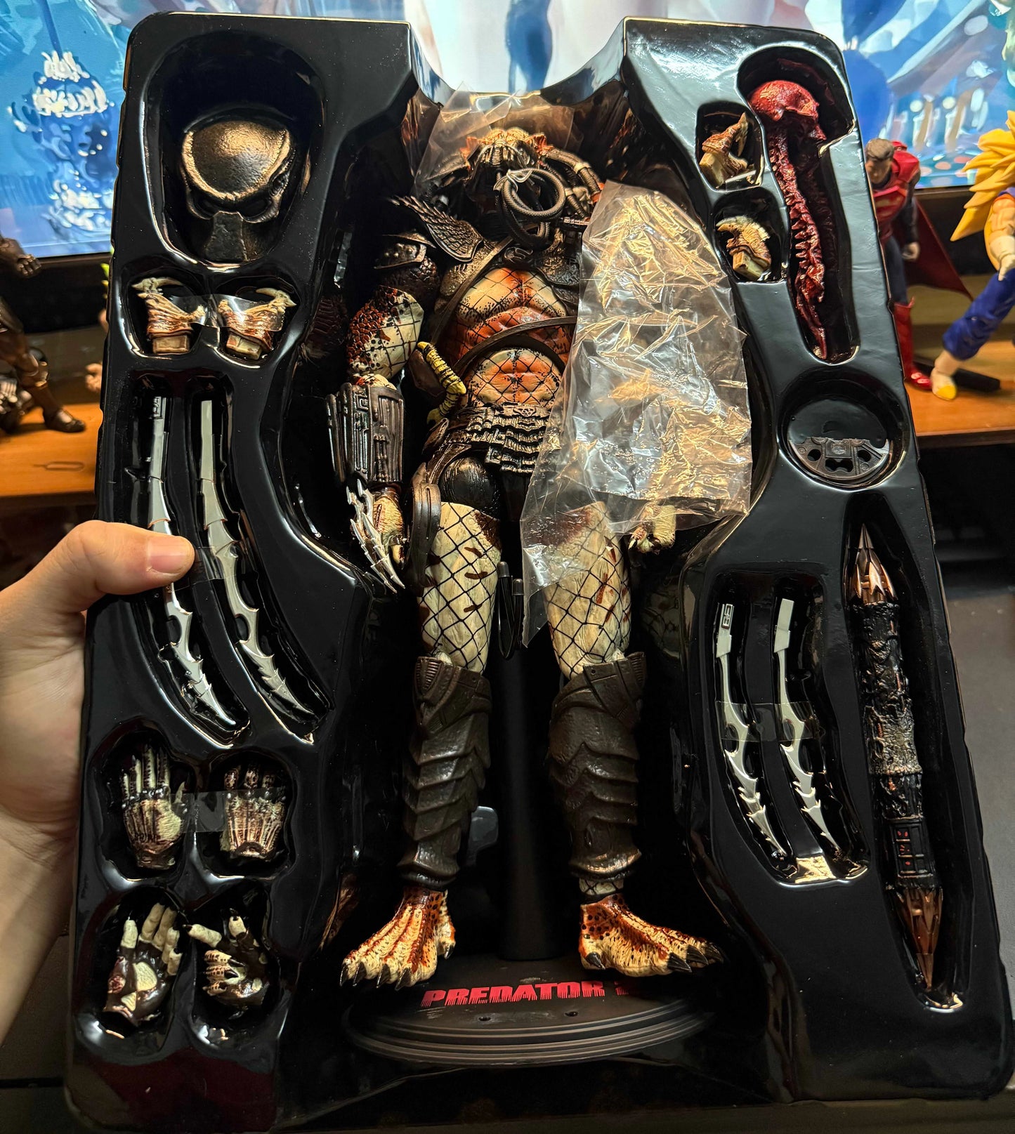 HC Collectible Predator Series — Articulated Scar & Ravager Action Figure Collection