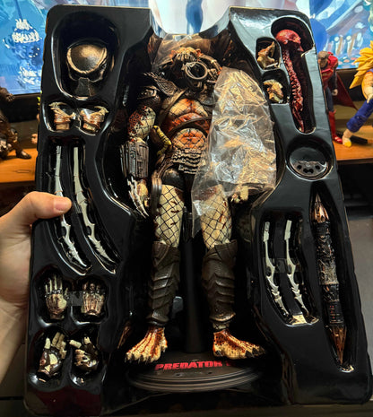 HC Collectible Predator Series — Articulated Scar & Ravager Action Figure Collection