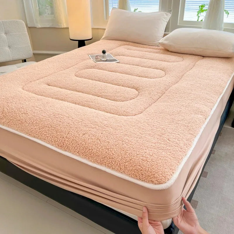 Plush Fleece Fitted Sheet - Warm Imitation Lambswool Bedding for Winter
