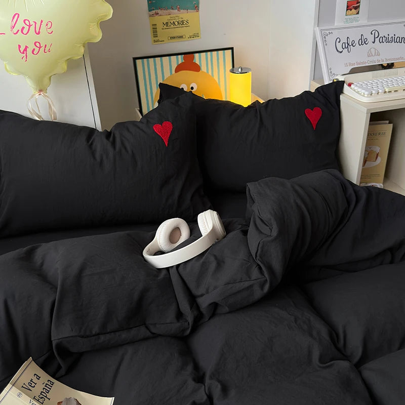 Cool Black Duvet Cover Set – Nordic Embroidered Heart Luxury Bedding, 4-Piece Set for Girls