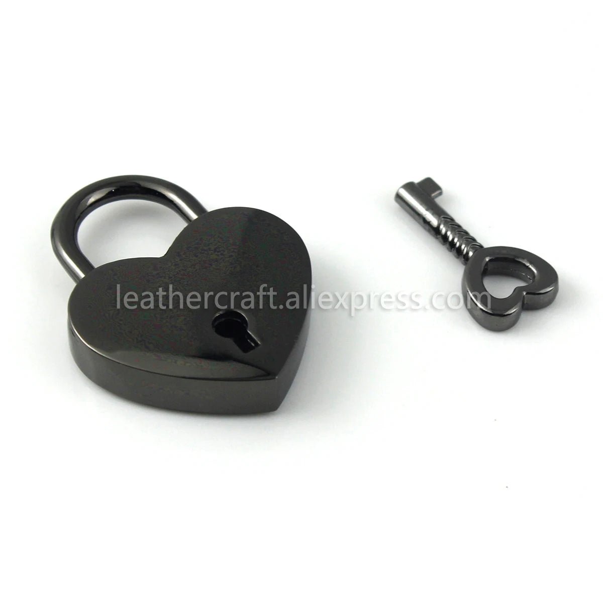 Heart-Shaped Vintage Metal Mini Padlock – Key Lock for Bags, Suitcases, and Luggage with Key