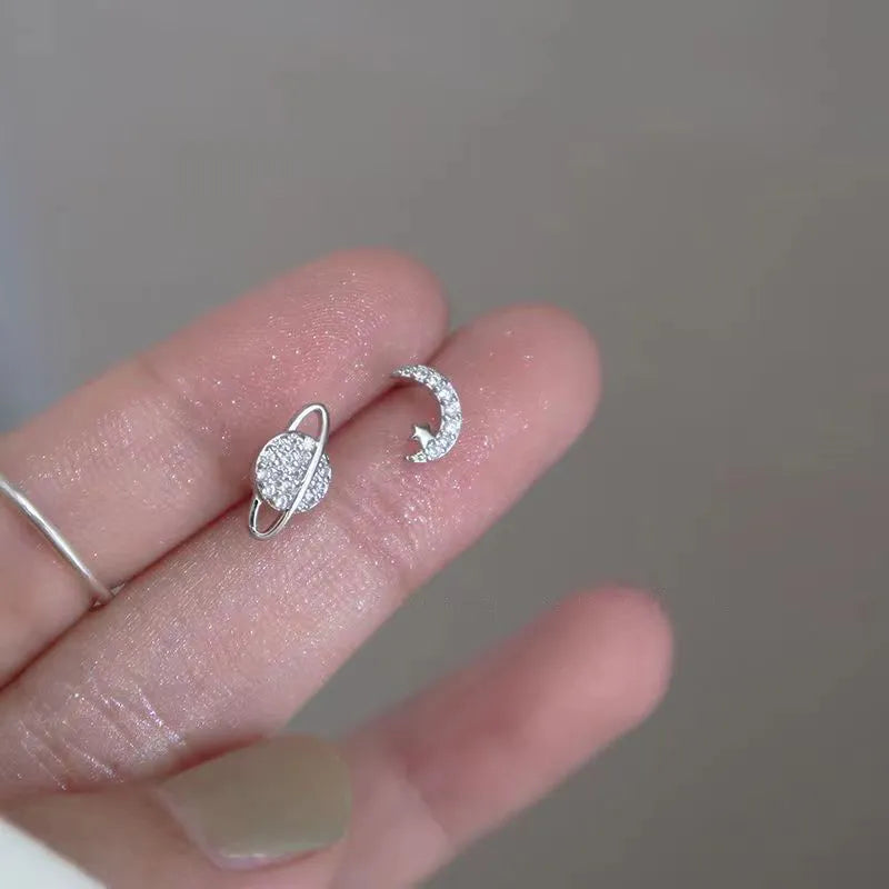 Simple Star Moon Zircon Piercing Stud Earrings - 925 Silver Needles, Tragus Cartilage Asymmetry Pendiente, Fine Women's Jewelry