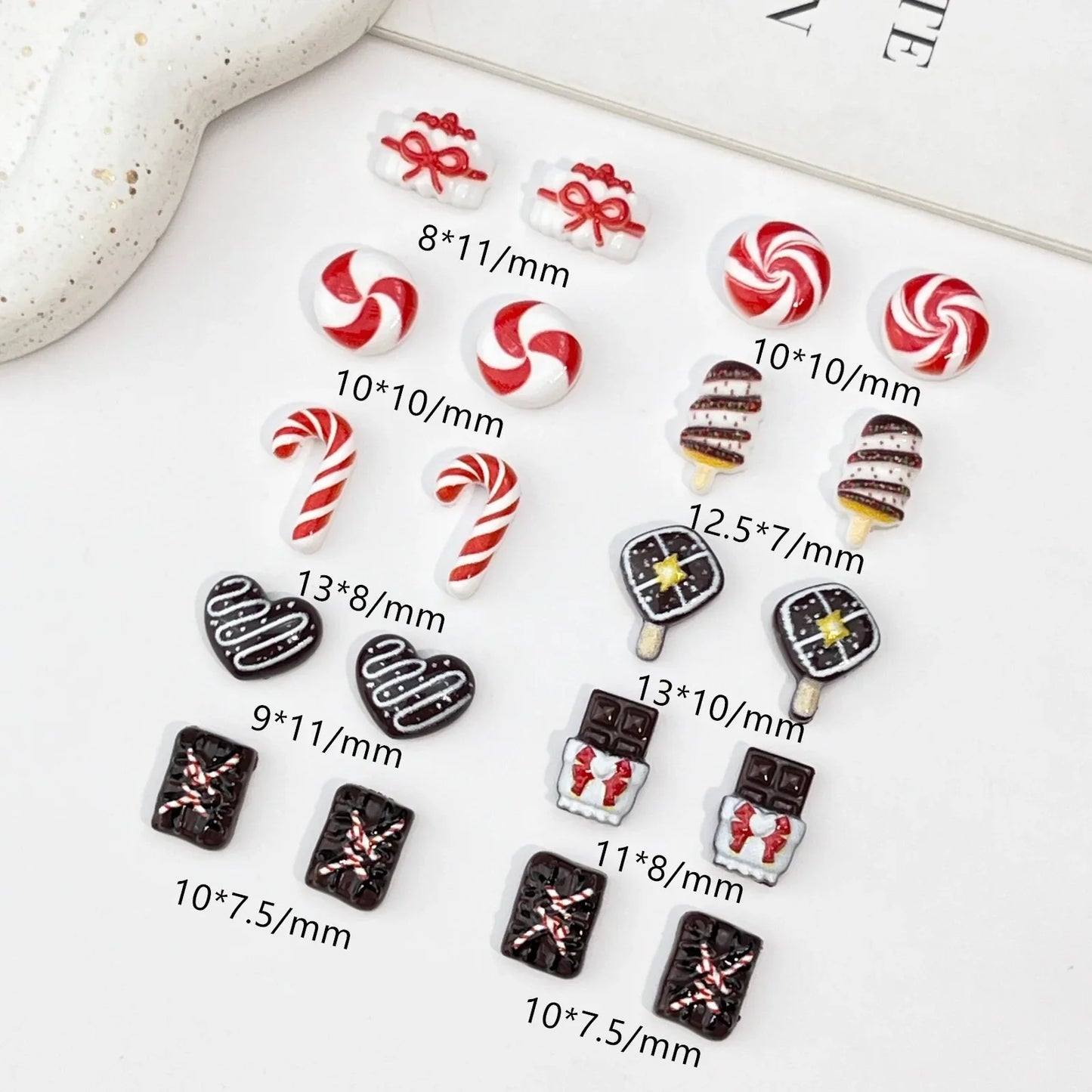 50PCS Mini Resin Christmas Decorations – Cartoon Magic Wand, Chocolate Figurines for Cake, Popsicle, Nail Art, Scrapbook & DIY Crafts