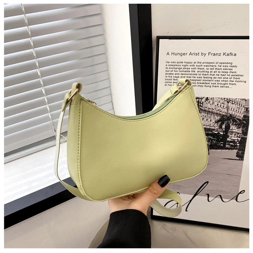 Fashionable Women's Underarm Bag – Stylish and Trendy Handbag
