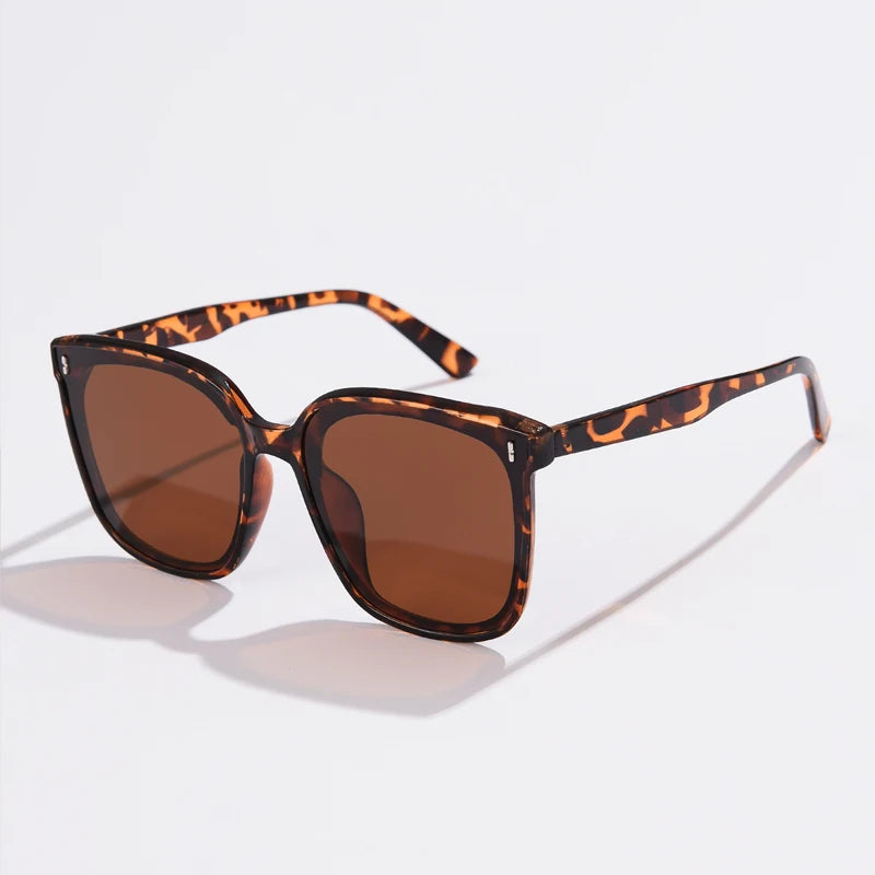 Fashion Polarized Sunglasses for Women & Men, Trendy Square UV400 Protection Eyewear, Streetwear Sun Glasses