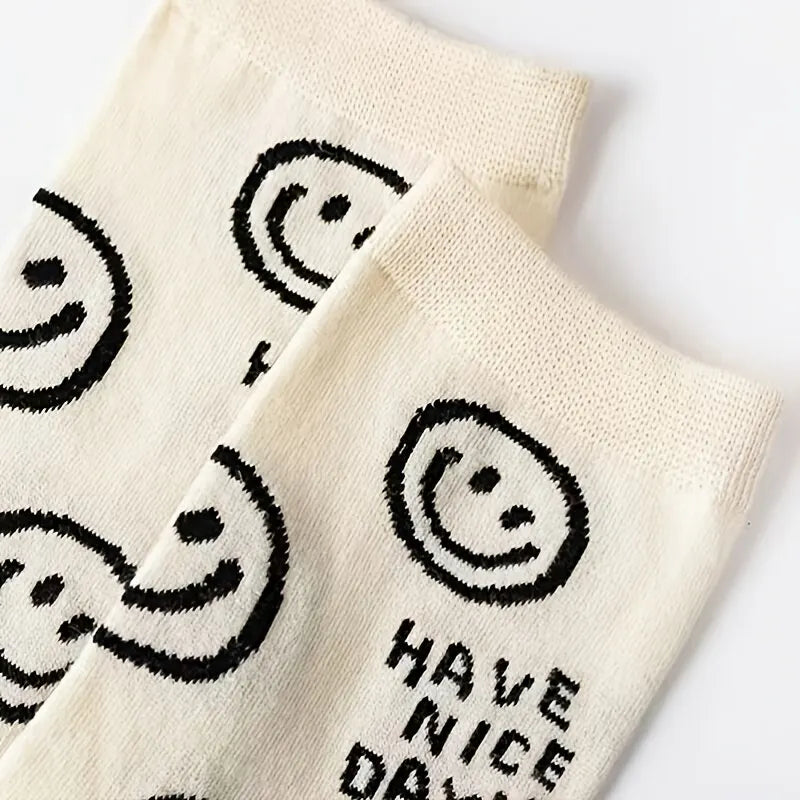 5 Pairs Happy Face Crew Socks – Cartoon Cat Cotton Mid Tube Socks, Breathable Women's Stockings & Hosiery