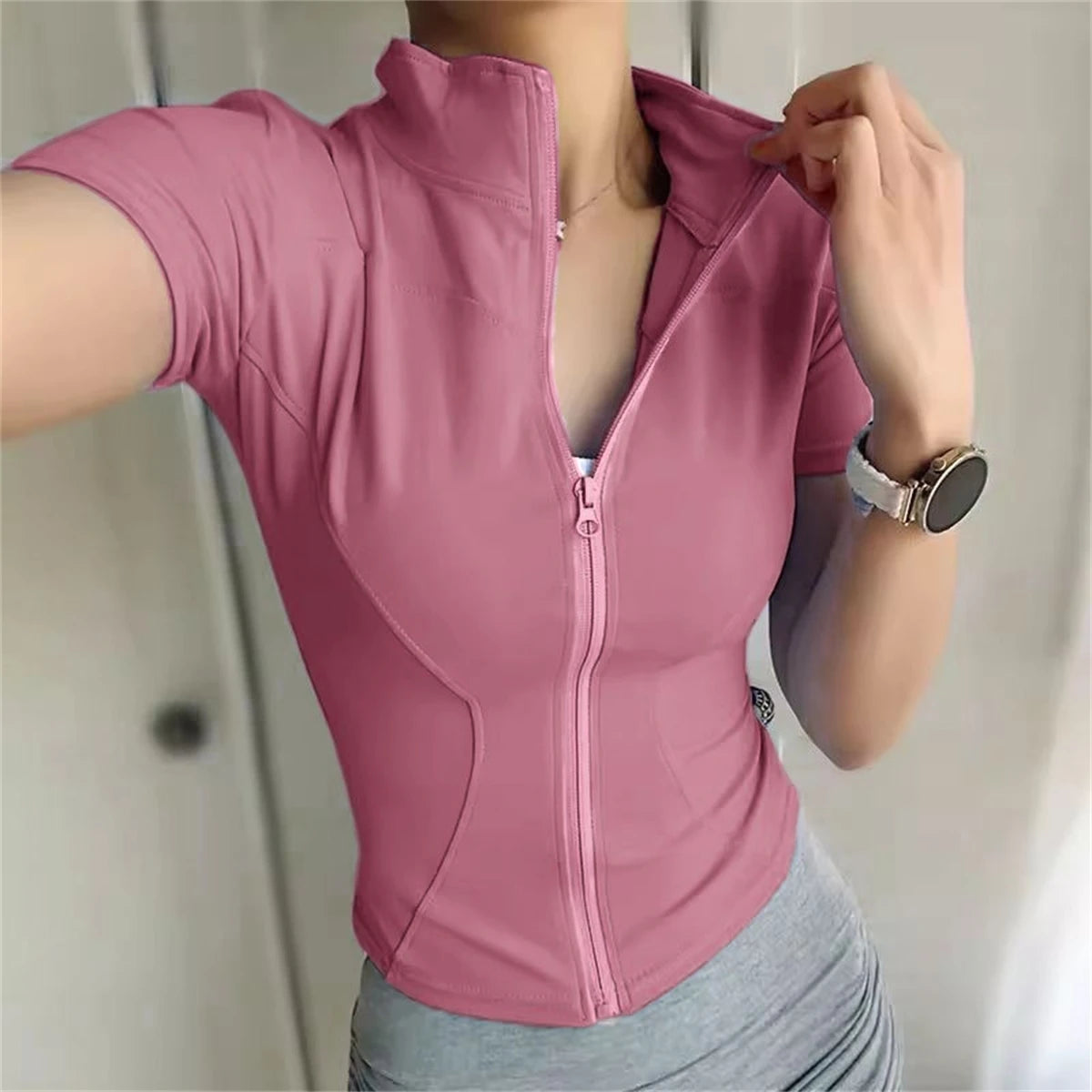 Women’s Casual Slim Fit Short Sleeve Sports Jacket – Zipper Yoga, Running & Cycling Activewear Top for Summer Workout Outfit