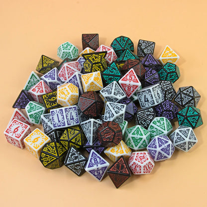 DND Carving Pattern Dice Set - 7Pcs RPG Polyhedral Dice for Board Games, Gifts & Entertainment Accessories